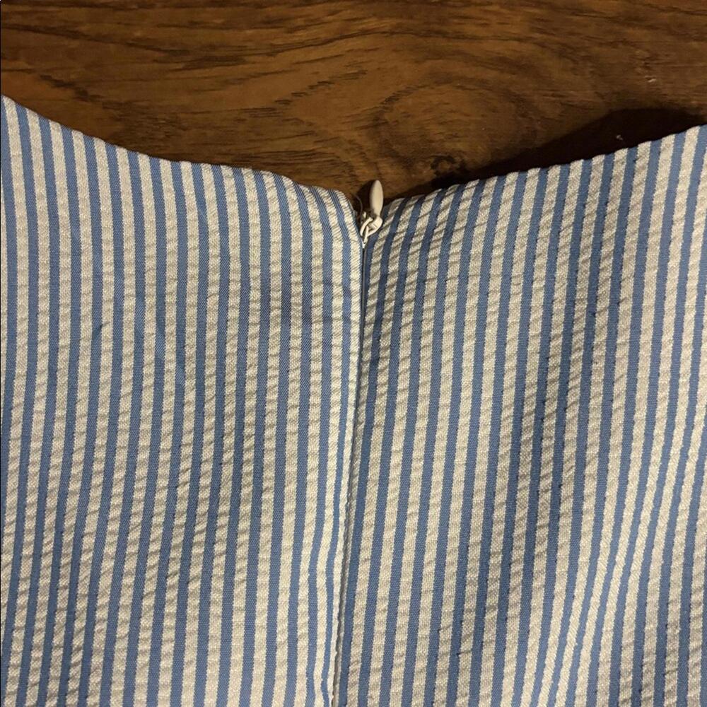 London Times Blue and White Striped Seersucker Sleeveless Sheath Dress Office - Picture 6 of 8